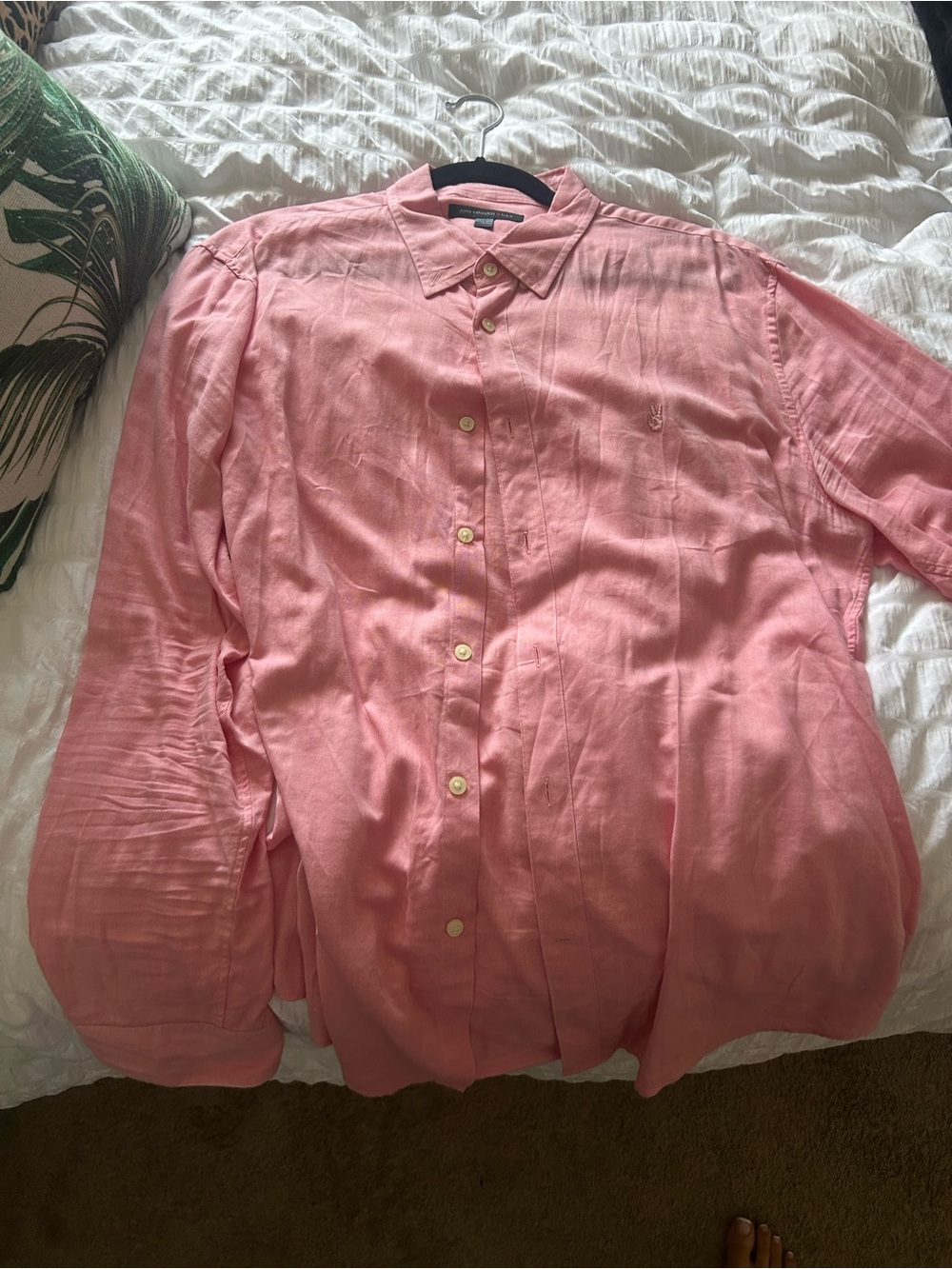 John Varvatos Slim-Fit Light Pink Button-Up Dress Shirt